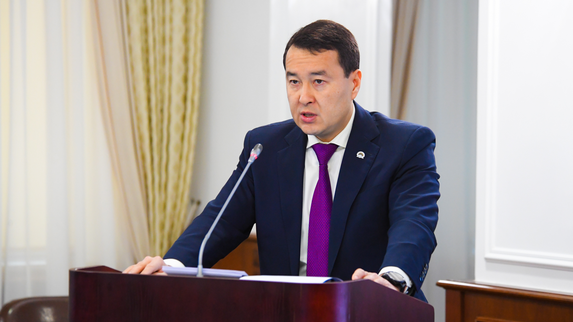 Первый заместитель премьер министра. Премьер Смаилов Казахстан.