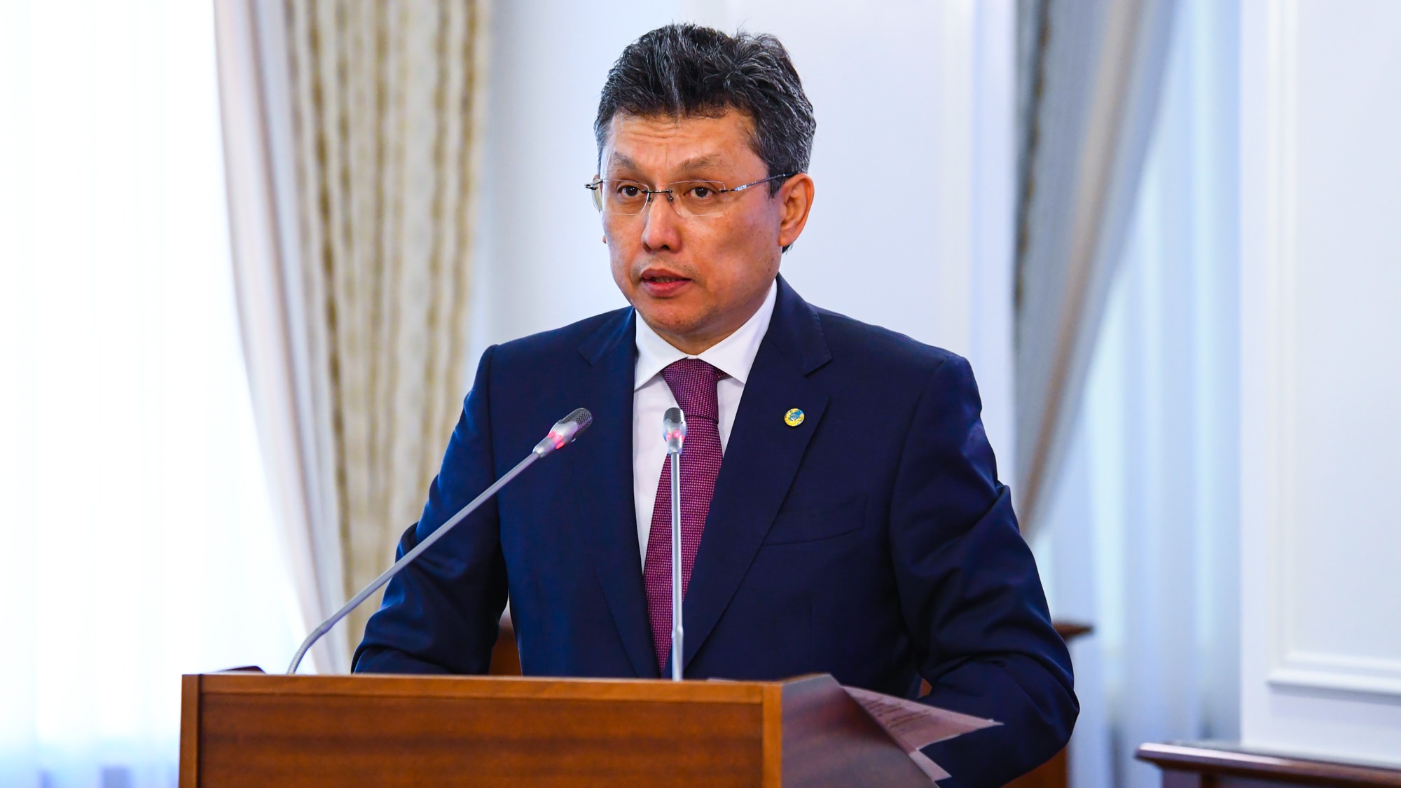 Бахыт Султанов