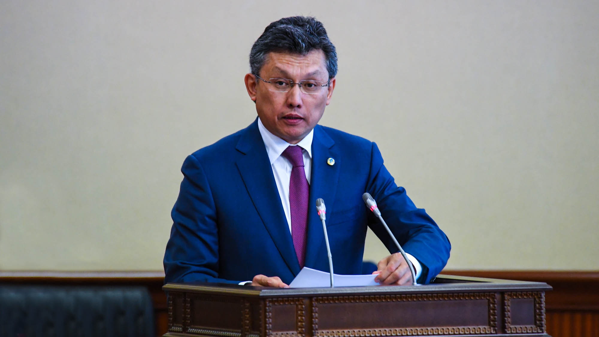 Бахыт Султанов